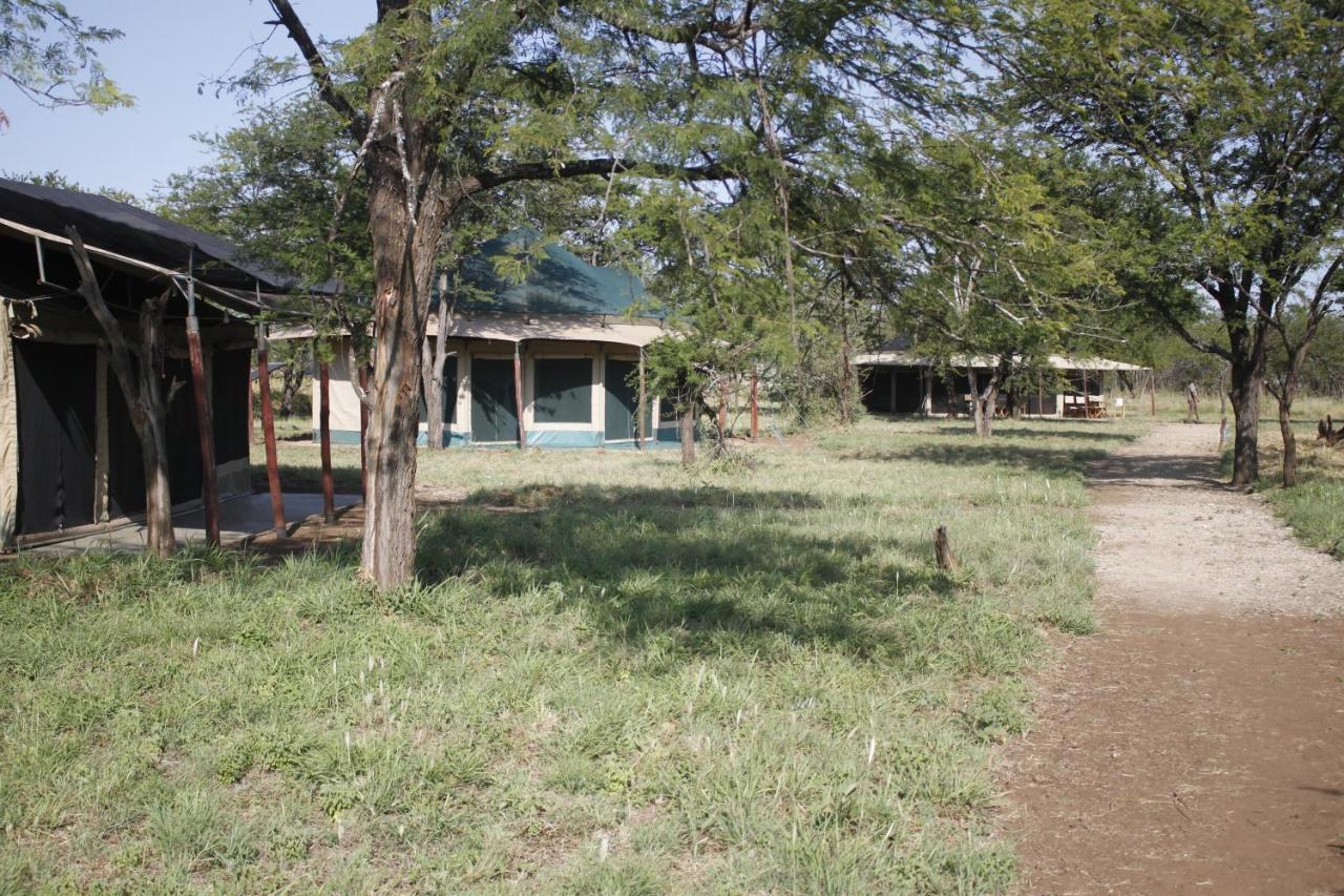 Osero Serengeti Luxury Tented Camp Banagi Exterior foto